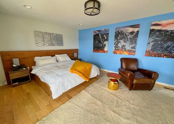 Entire Luxury Home I Sleeps 8 I 10Min To Downtown