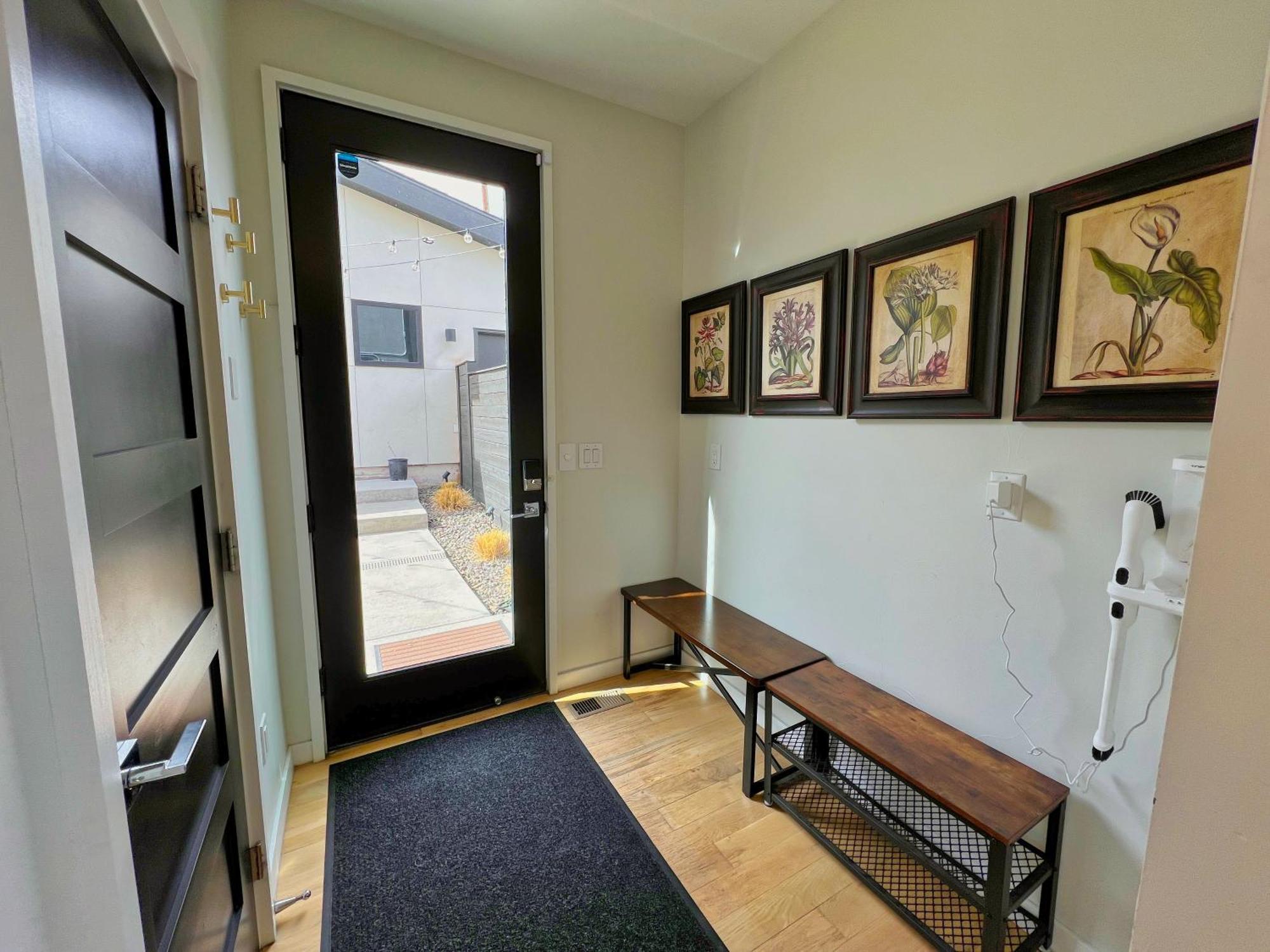 Entire Luxury I Sleeps 8 I 10min To Downtown * Denver