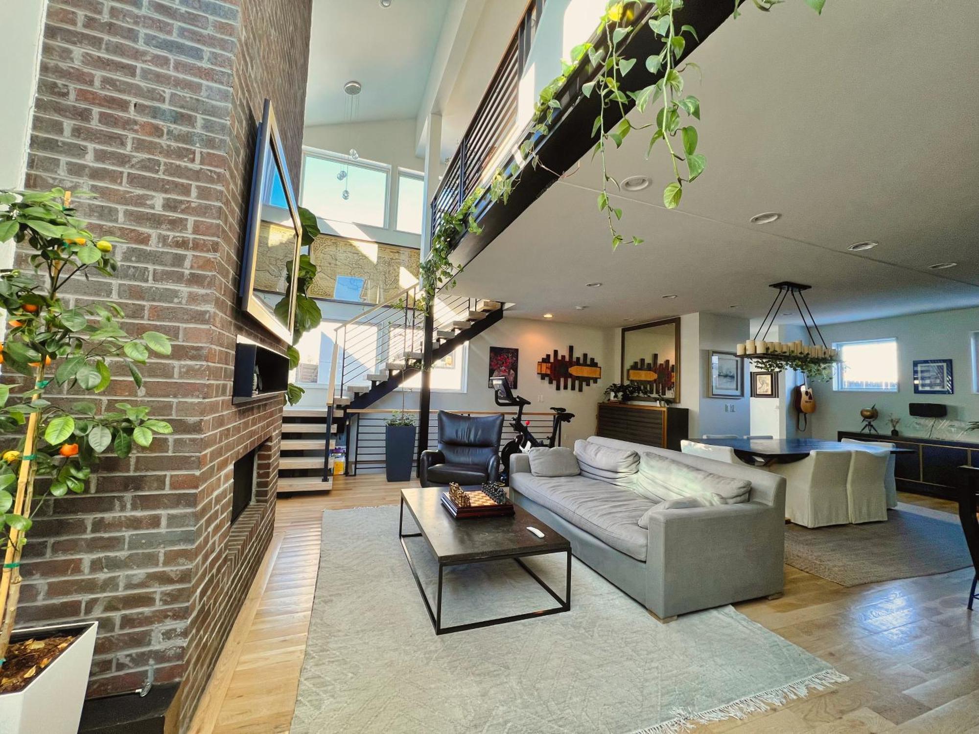 Entire Luxury I Sleeps 8 I 10min To Downtown *